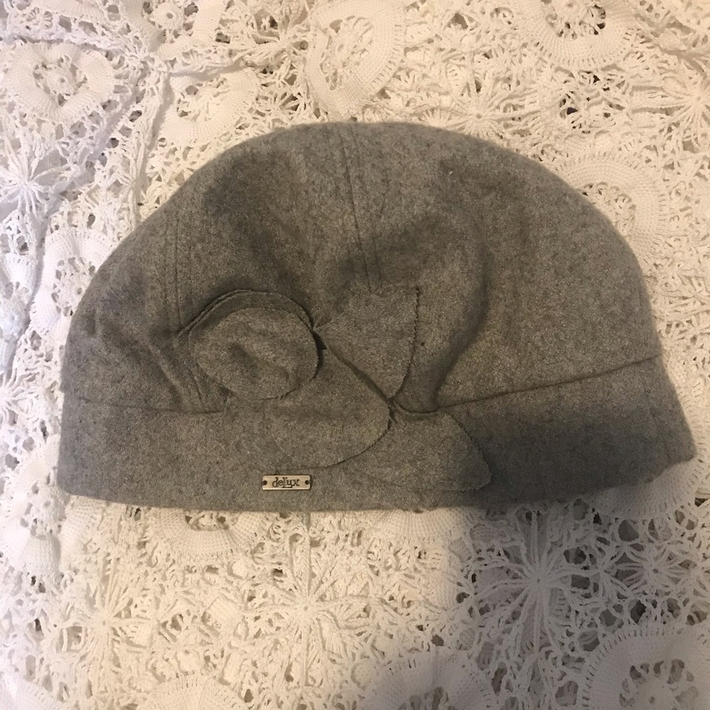 DeLux Gray Women's Woolen Beret - Size M/L (57cm)